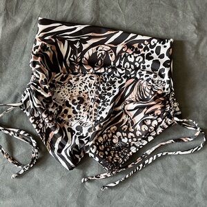 Onzie + Movement hot yoga shorts, high waisted